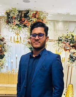 Headshot of Yunus Ahamed